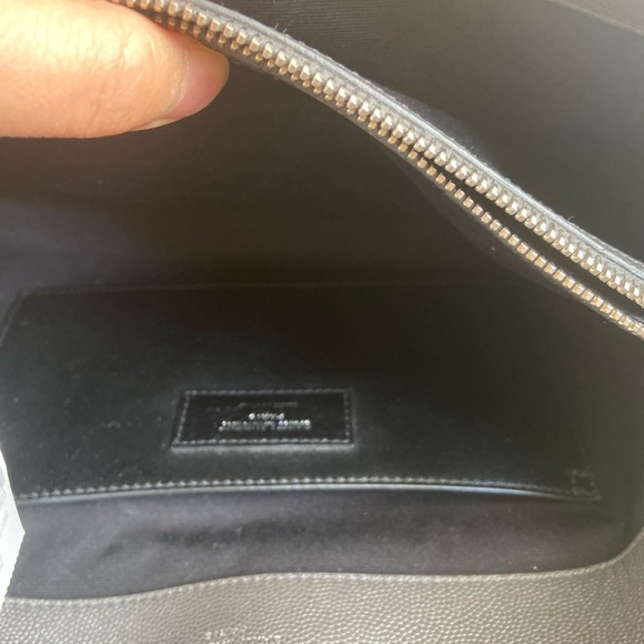 YSL Handbag - Picture 13 of 15